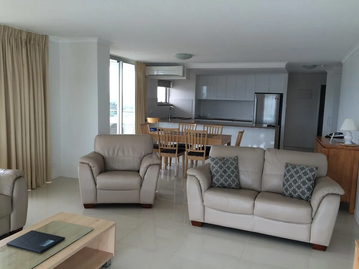 Northcliffe Apartments Maroochydore 3*,  Avustralya